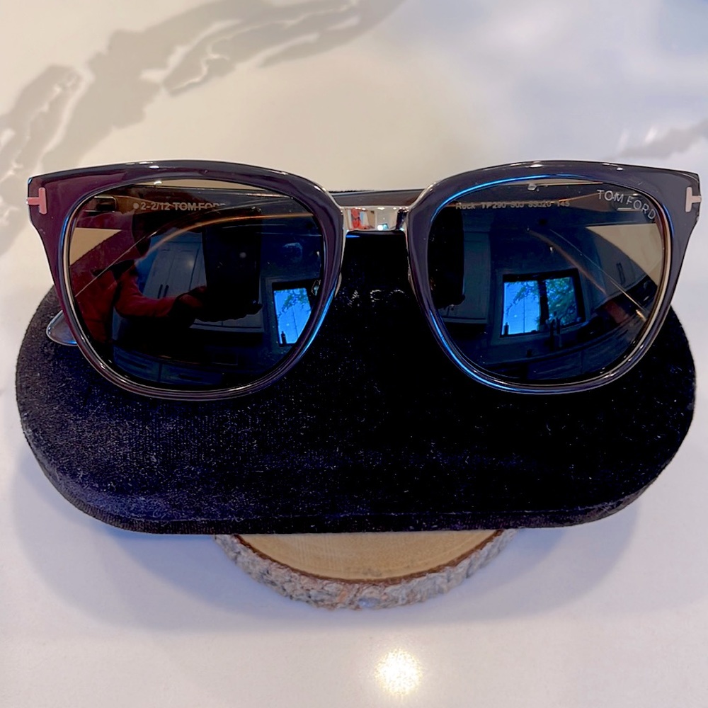 TOM FORD SUNGLASSES